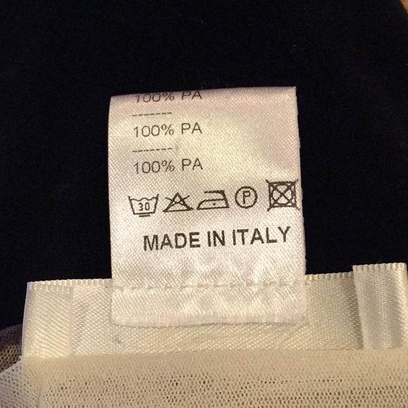 Earth tone colored tank top. Cap sleeves 23” long - Picture 5 of 5